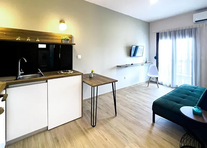 Athonite Seasons Luxury 3*