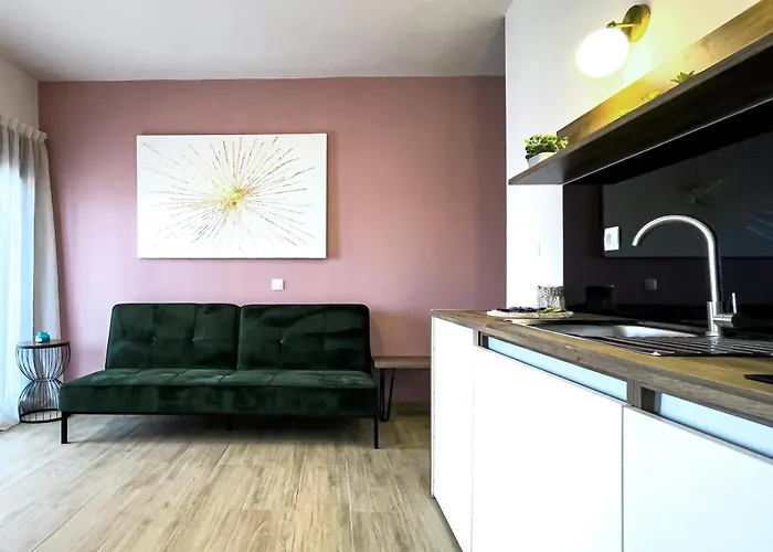 Hotel apartamentowy Athonite Seasons Luxury